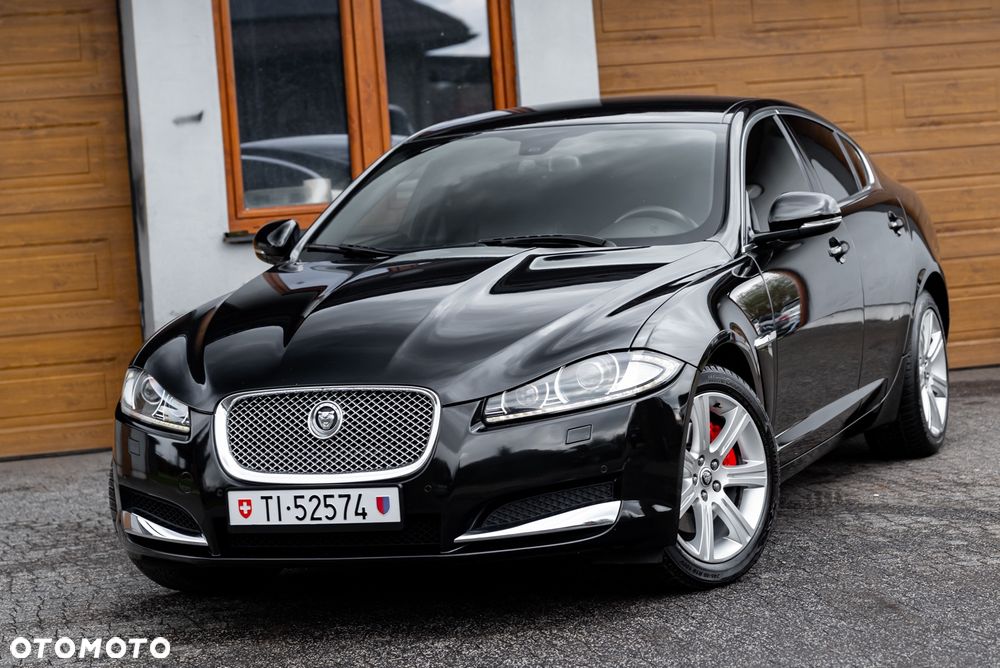 Jaguar XF 2.0 T Prestige - 1
