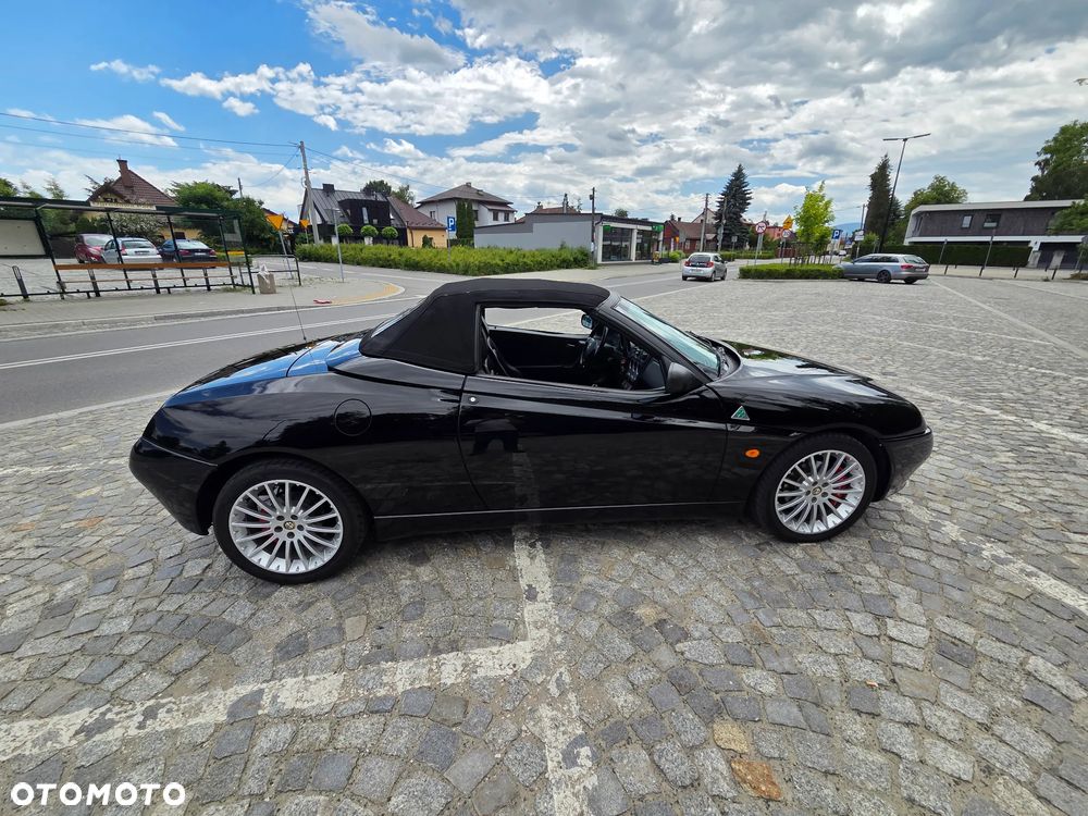 Alfa Romeo Spider - 9