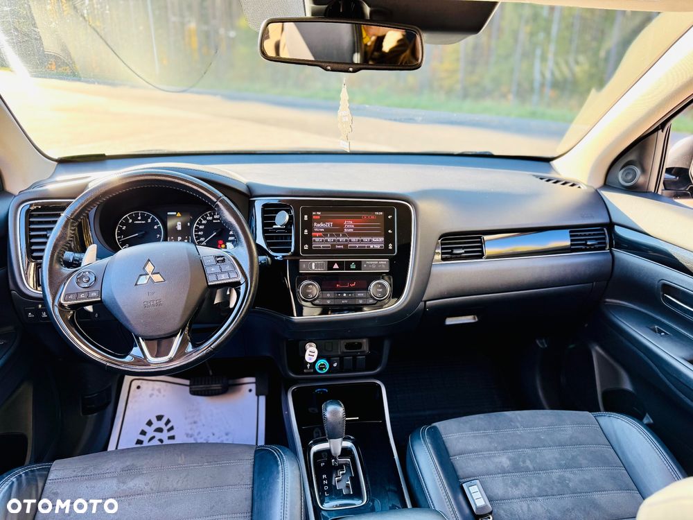 Mitsubishi Outlander 2.0 4WD CVT Active+ - 4