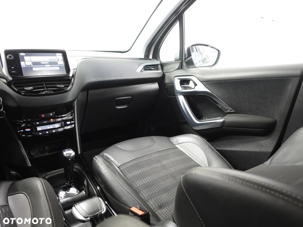 Peugeot 2008 e-HDi FAP 92 ETG6 STOP & START Allure - 31
