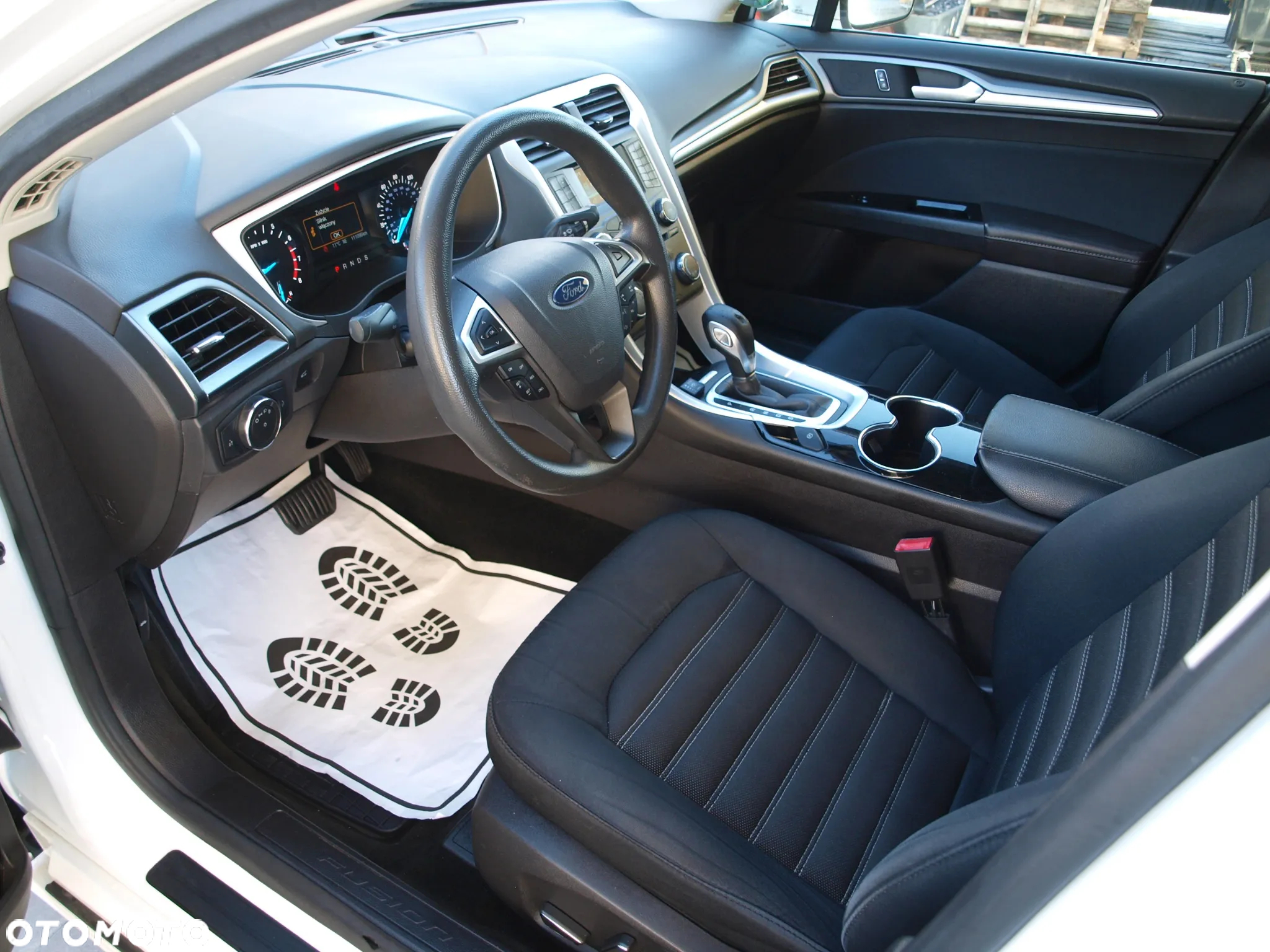 Ford Fusion - 7