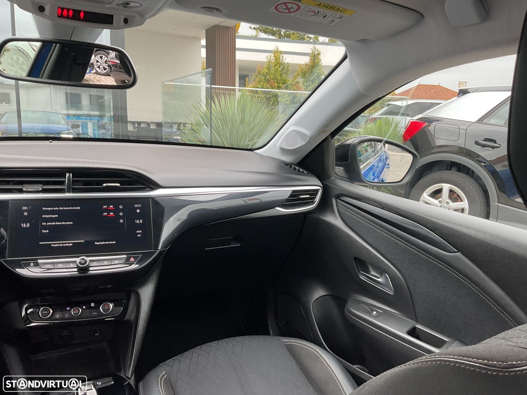 Opel Corsa-e Elegance - 38