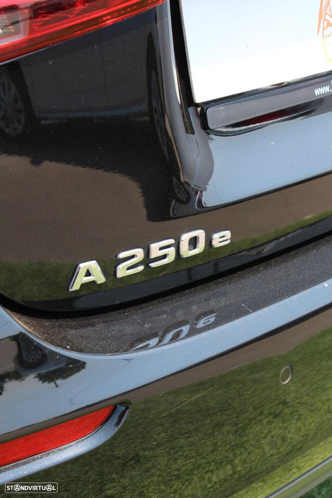 Mercedes-Benz A 250 e Style Plus - 15
