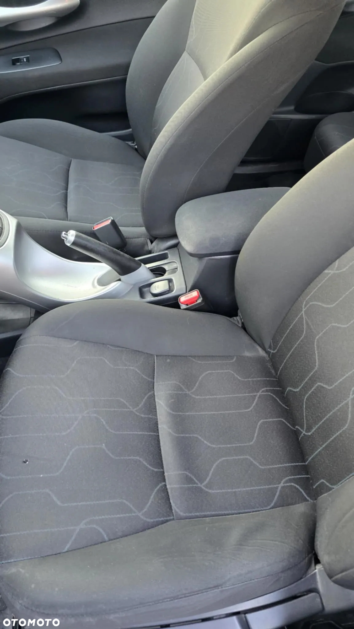 Toyota Auris 1.4 D-4D Luna - 12