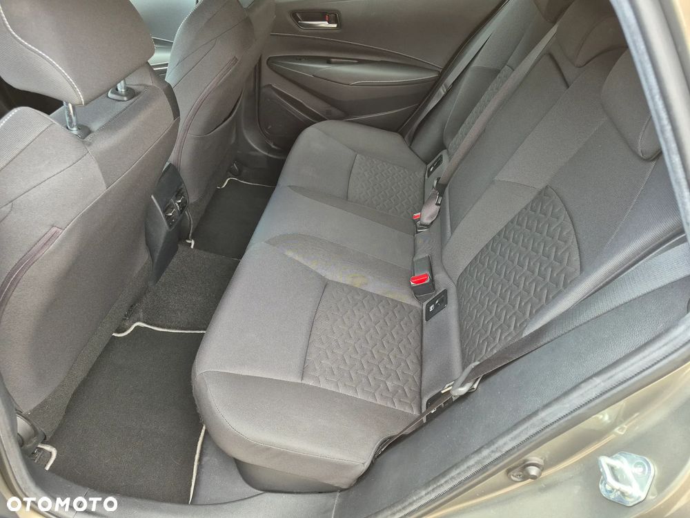 Toyota Corolla 2.0 Hybrid Comfort - 6