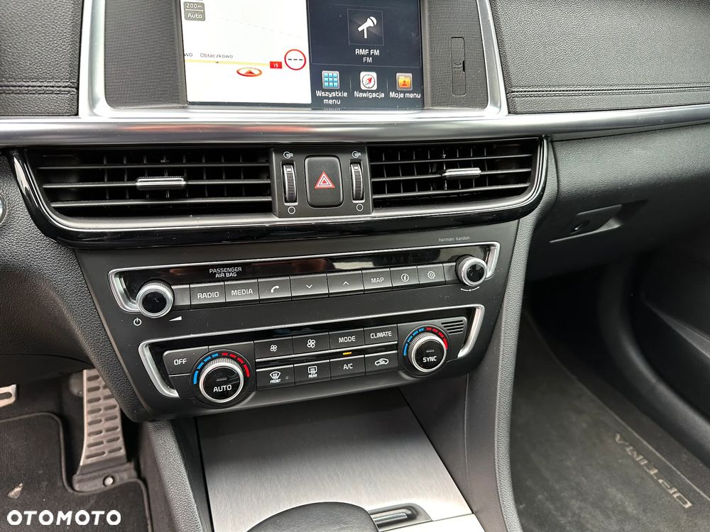 Kia Optima - 16