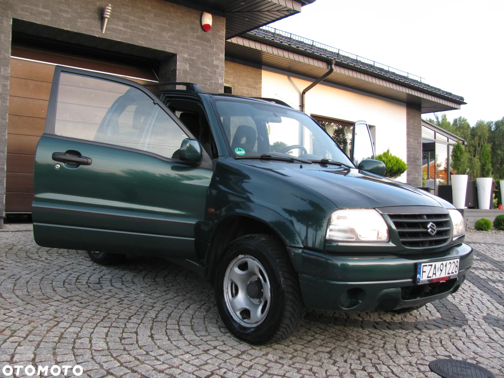 Suzuki Grand Vitara 1.6 Club - 9
