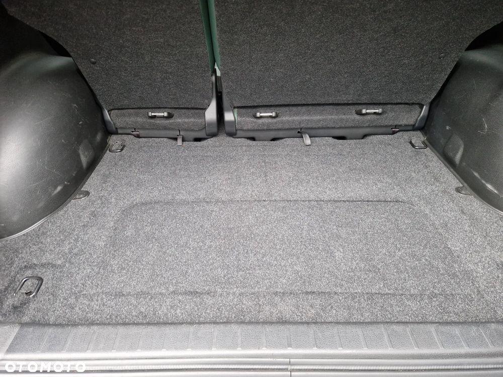 Suzuki Grand Vitara 2.4 Premium - 11