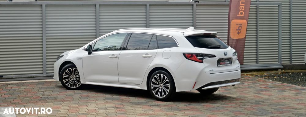 Toyota Corolla 1.8 HSD Exclusive GR Sport - 16
