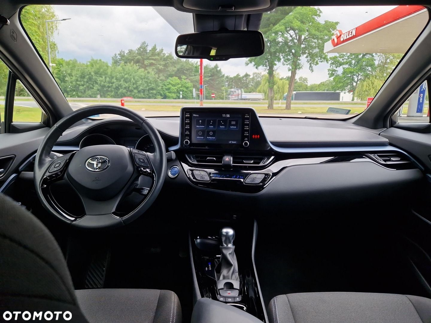 Toyota C-HR - 11