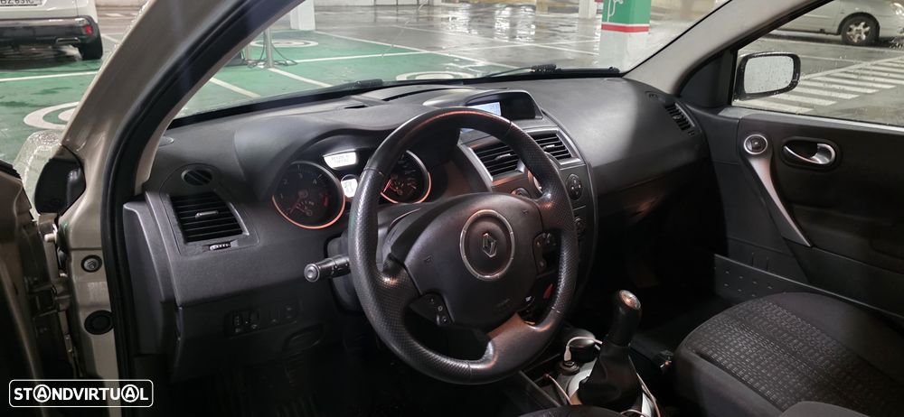 Renault Mégane 1.5 dCi Dynamique Luxe - 19