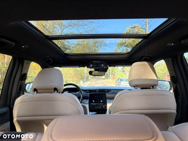 Jeep Grand Cherokee - 10