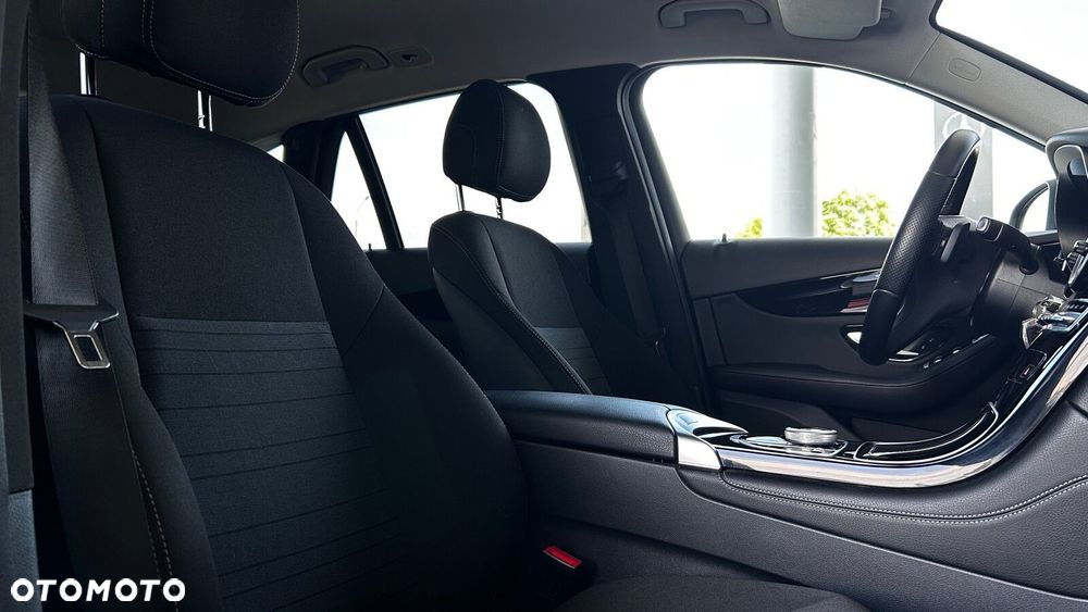 Mercedes-Benz GLC 250 4-Matic - 22
