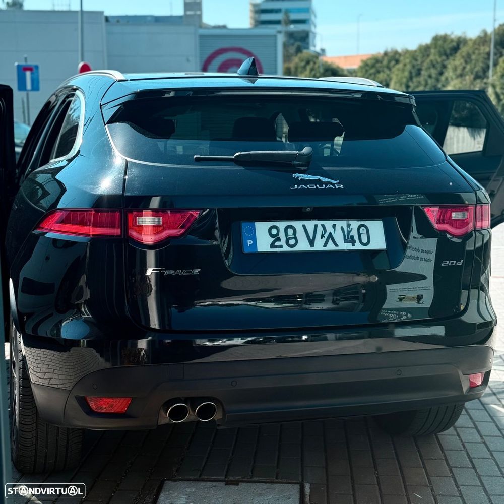 Jaguar F-Pace 2.0 i4D Prestige AWD Aut. - 18