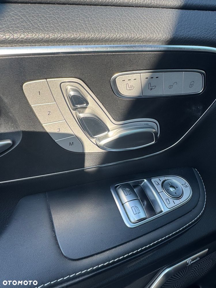 Mercedes-Benz Klasa V 300 d 4-Matic 9G-Tronic (d³ugi) - 20