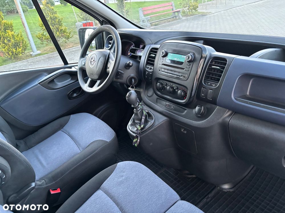 Opel Vivaro - 6