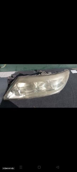 Farol esquerdo Renault Laguna II / 8200002846 - 1