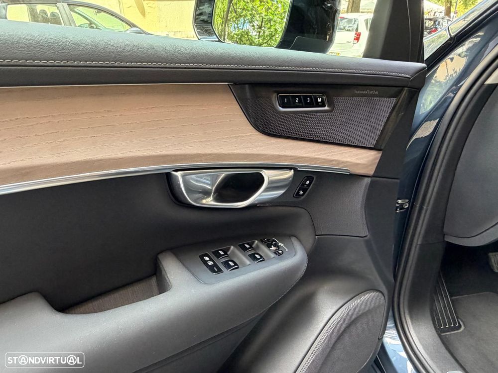 Volvo XC 90 T8 AWD Plus Bright - 35