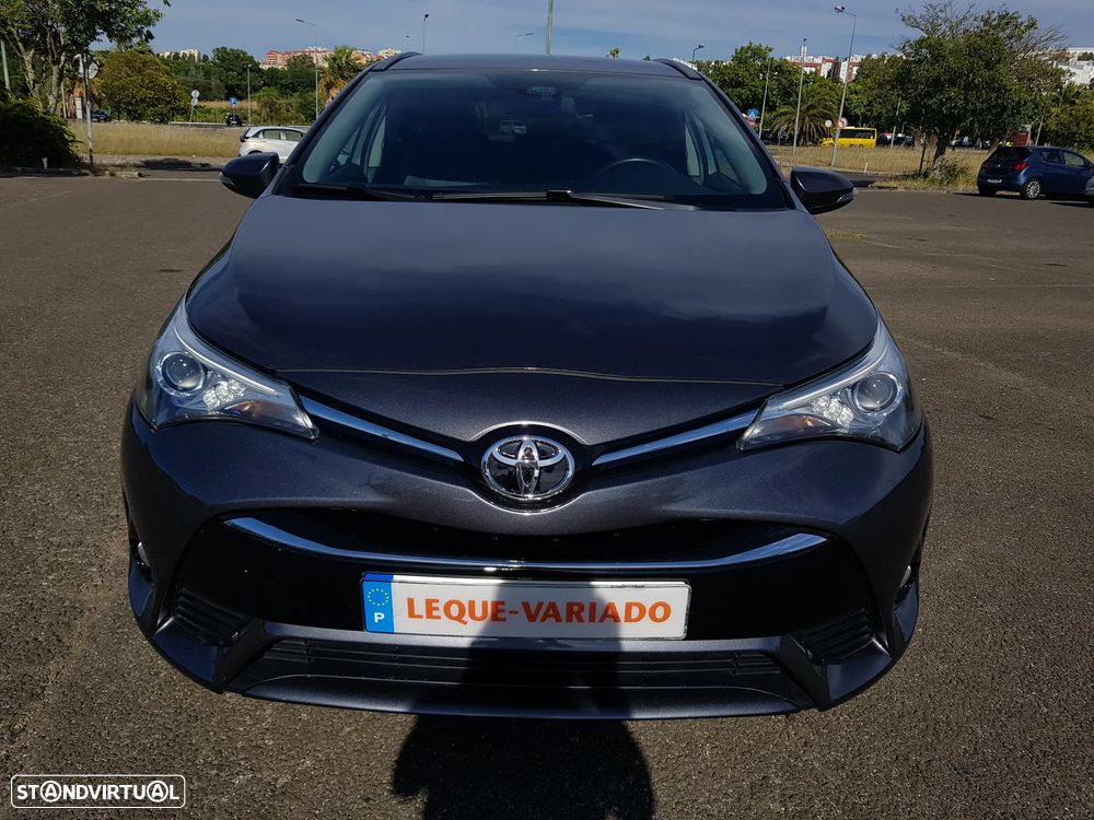 Toyota Avensis Touring Sports 2.0 D-4D Exclusive - 2