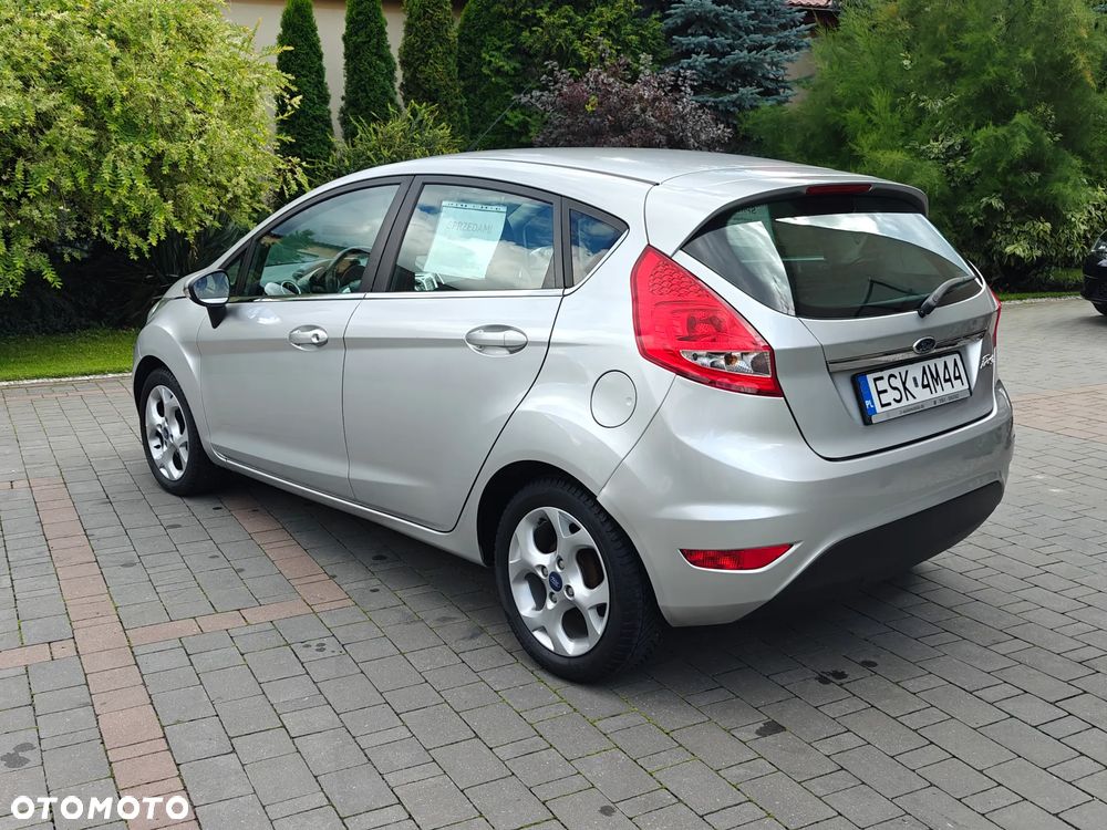 Ford Fiesta - 7