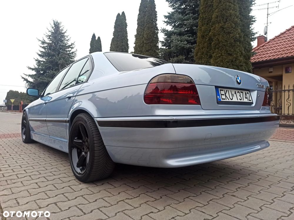 BMW Seria 7 - 6