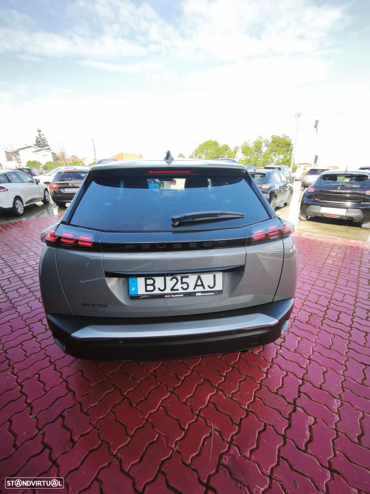 Peugeot 2008 1.2 PureTech Active Pack - 8