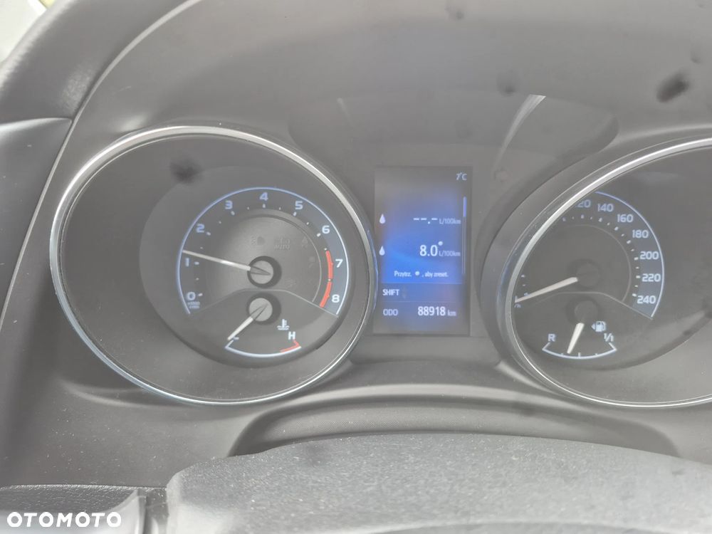 Toyota Auris 1.6 Premium - 10