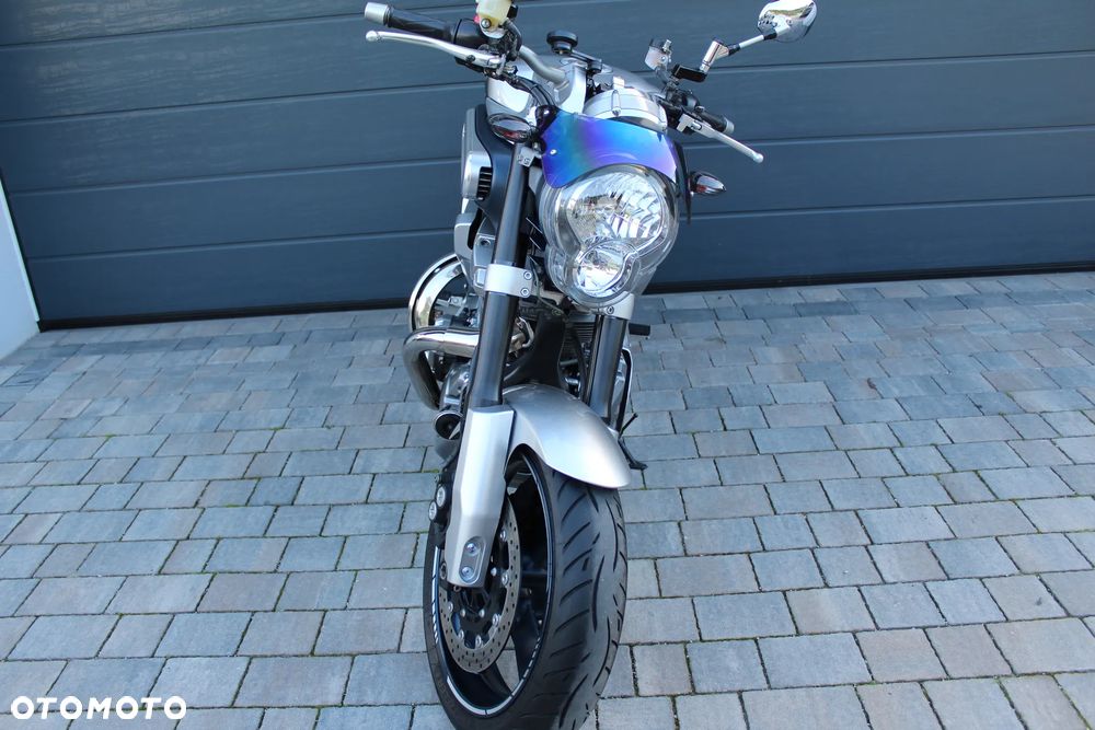 Yamaha MT - 19