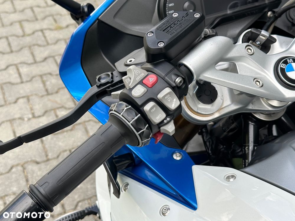 BMW R - 22