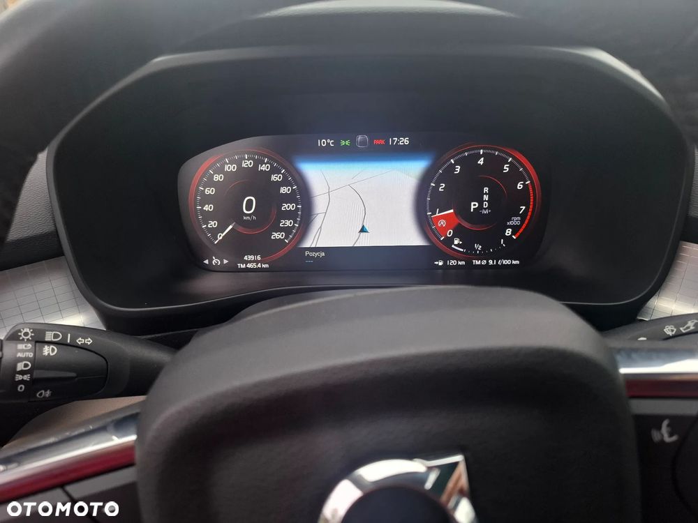 Volvo XC 40 T5 AWD Geartronic Momentum Pro - 16