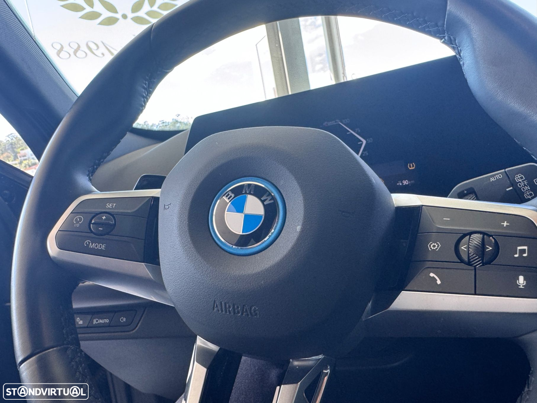 BMW iX1 xDrive30 Pack Desportivo M - 14
