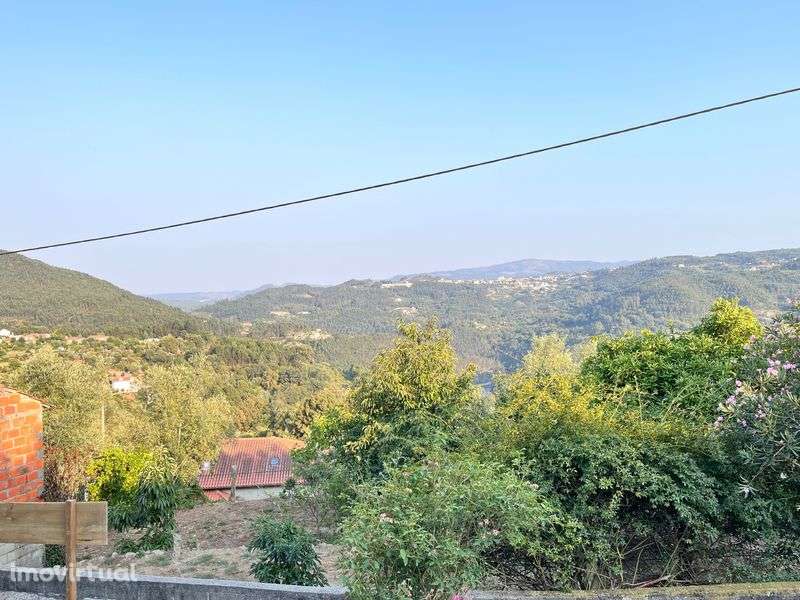 Terreno com vista ampla - Grande imagem: 3/7