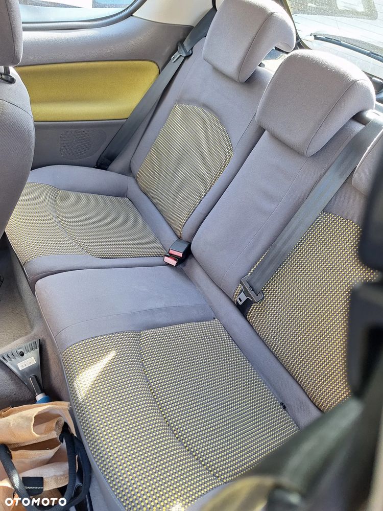 Peugeot 206 1.1 Color-Line - 7