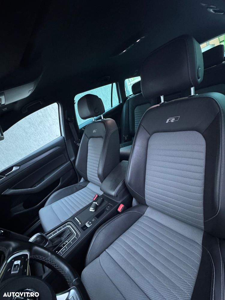 Volkswagen Passat - 19