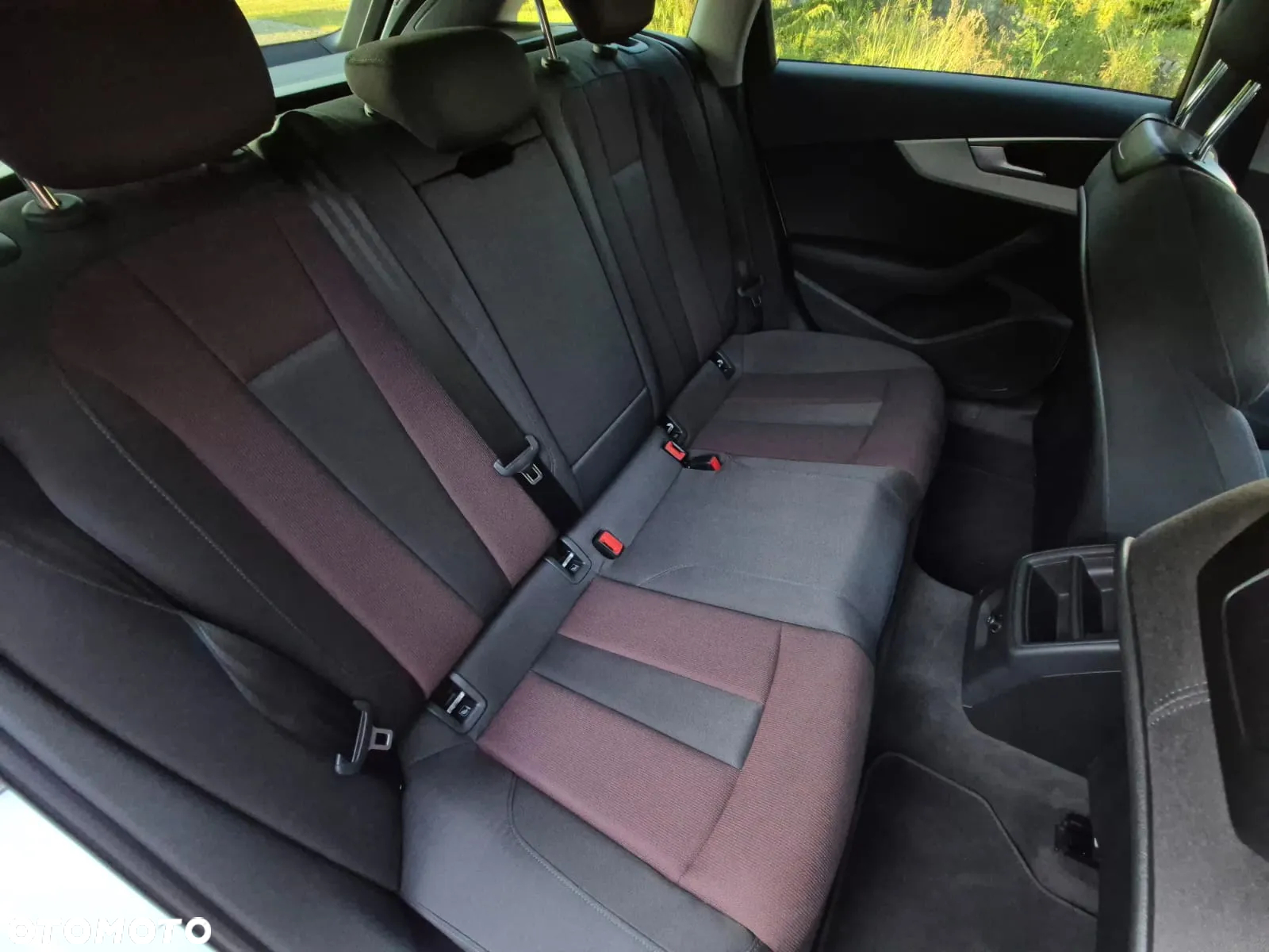 Audi A4 Avant 40 TDI quattro S tronic S line - 26