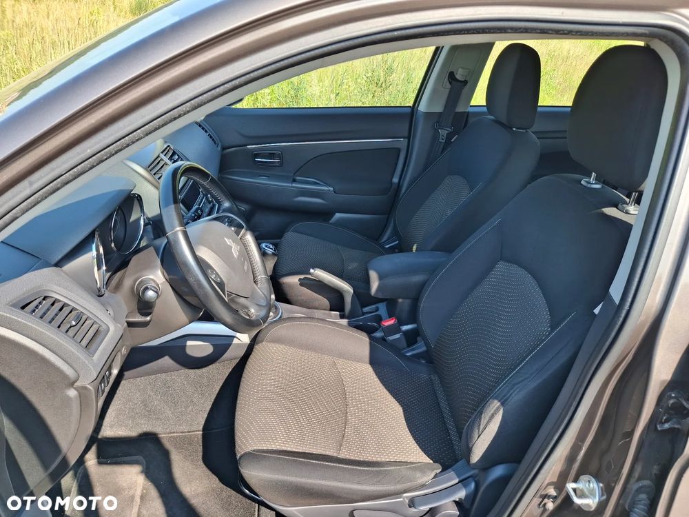 Mitsubishi ASX 1.6 Invite - 12
