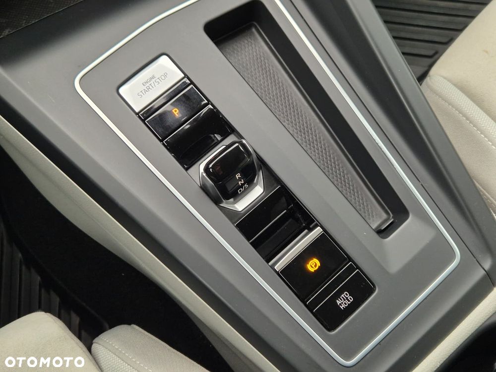 Volkswagen Golf 2.0 TDI SCR DSG Style - 10