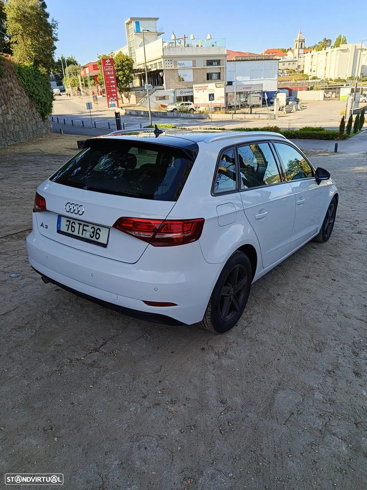Audi A3 Sportback 1.6 TDI Sport - 3