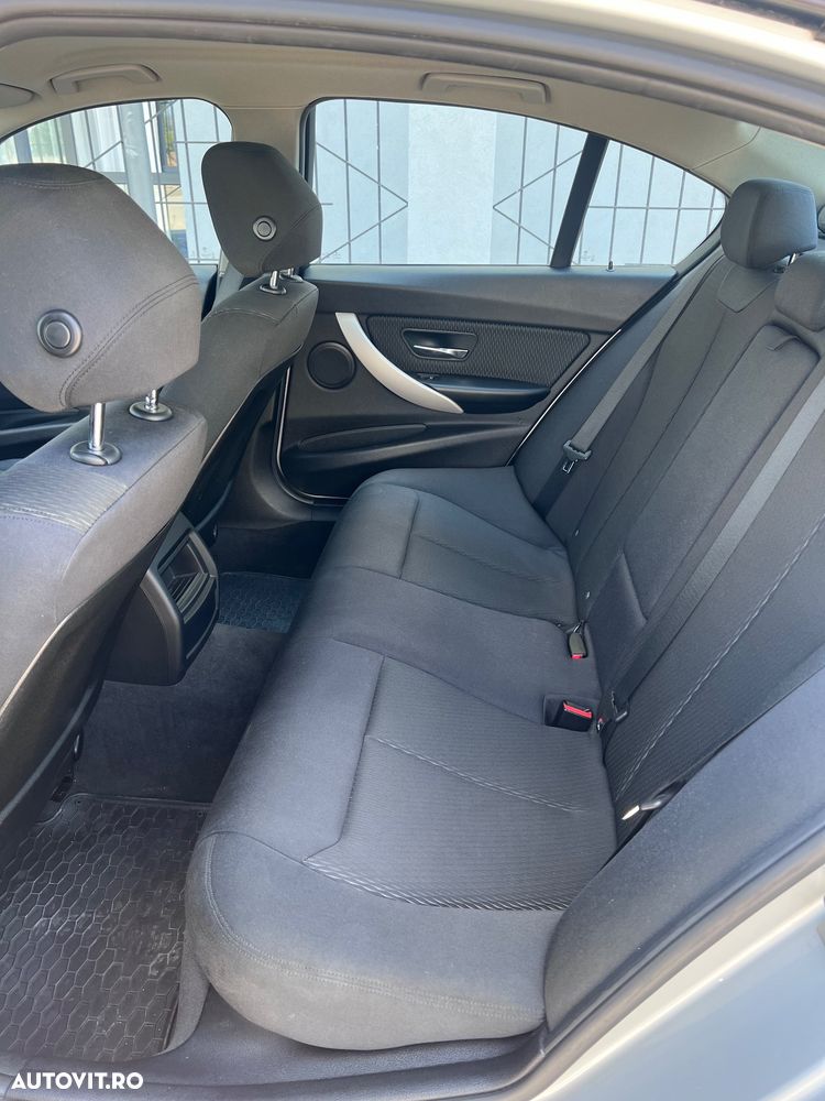 BMW Seria 3 316d - 9