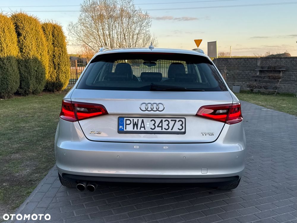 Audi A3 Sportback 1.8 TFSI S tronic Ambiente - 19