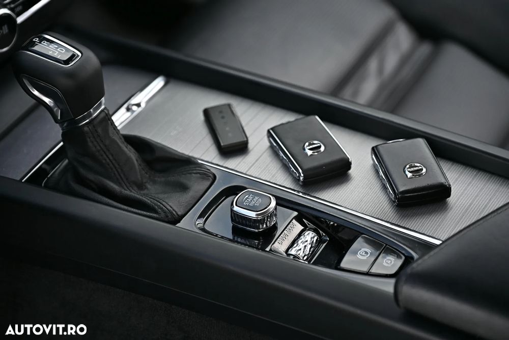 Volvo XC 60 D5 AWD Geartronic Inscription - 7