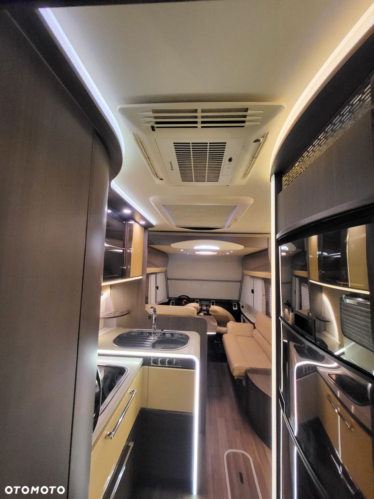 Burstner Grand Panorama 920 - 8