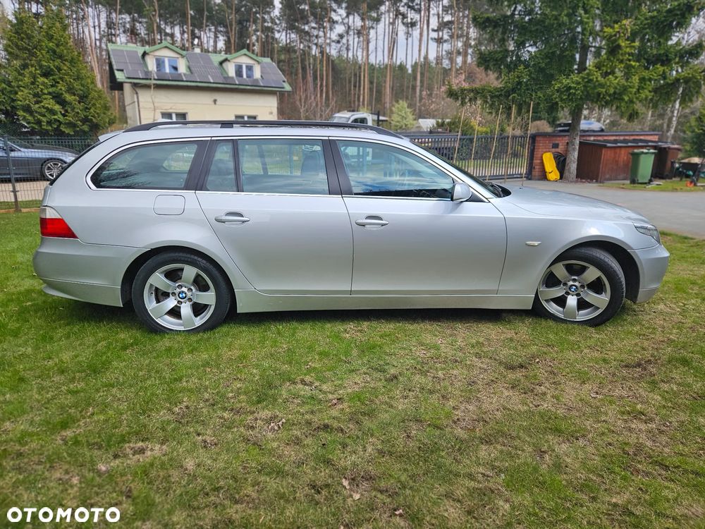 BMW Seria 5 525i Touring - 7