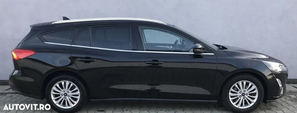 Ford Focus - 10