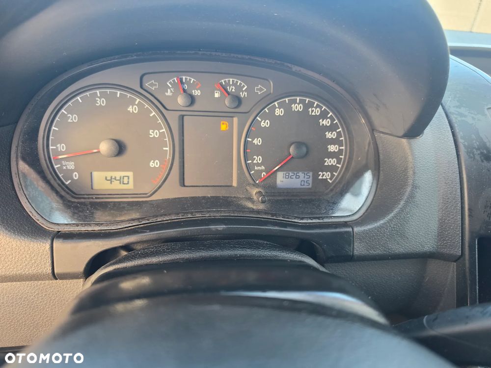 Volkswagen Polo - 10