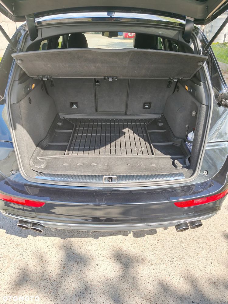 Audi SQ5 - 10