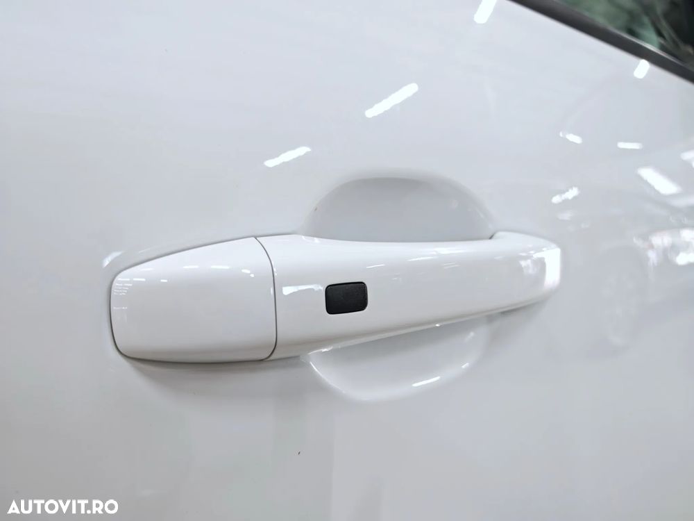 Dacia Logan TCe 90 CVT Journey - 27