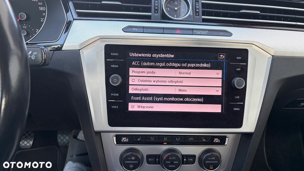 Volkswagen Passat 2.0 TDI EVO Business - 12