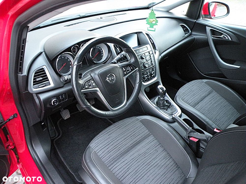 Opel Astra 1.6 Cosmo - 26