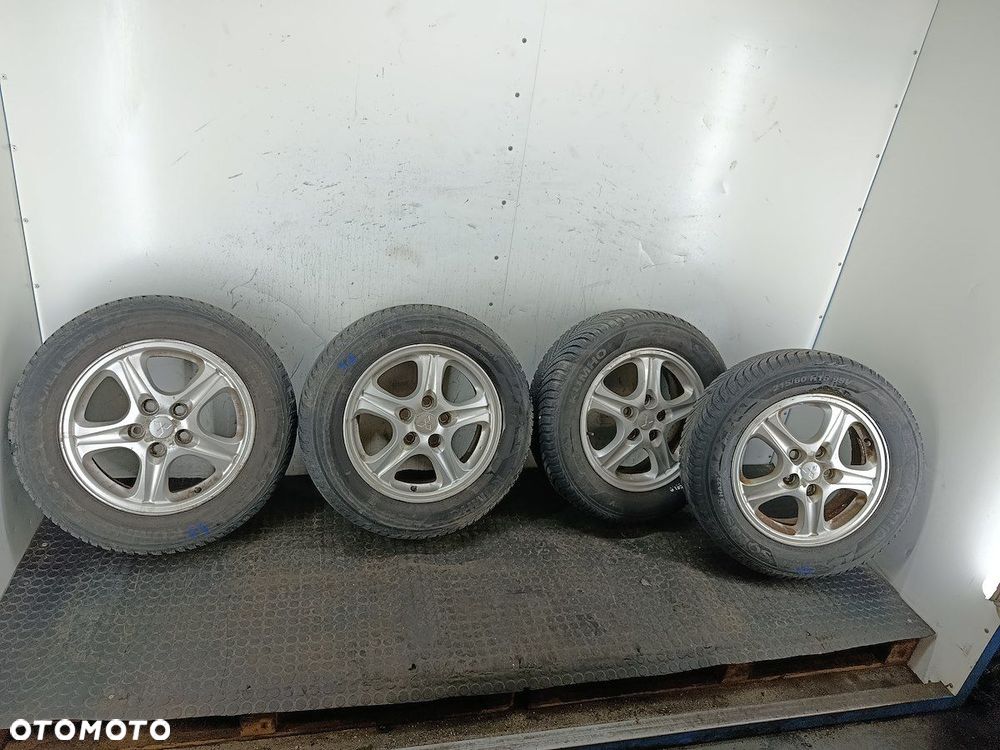 FELGI ALUMINIOWE KOMPLET 16 Z OPONAMI MITSUBISHI OUTLANDER I 215/60R16 99V - 1